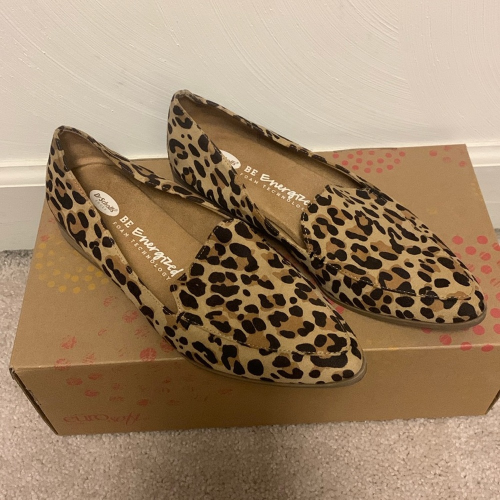 Dr Scholls Leopard flats